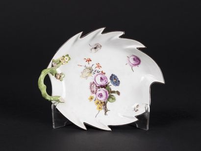 MEISSEN Coupe à profil de feuille d'arbre...
