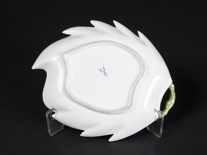 MEISSEN Coupe à profil de feuille d'arbre...