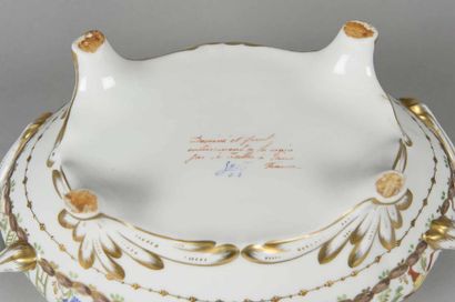 Le TALLEC Soupière ovale en porcelaine et...