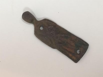 Poupée de châsse en bronze anciennement émaillée...