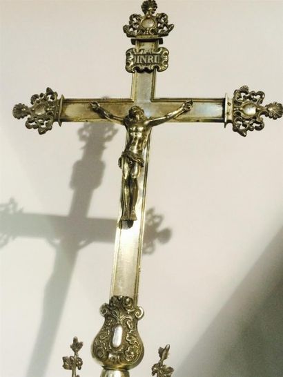 Croix de procession en bronze argenté 19ème...