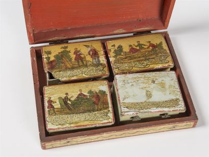 Coffret à jetons en bois à décor 