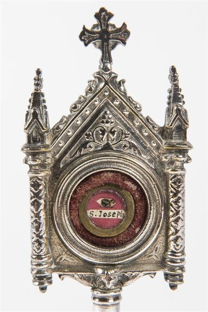 Reliquaire de Saint Joseph en métal à décor...