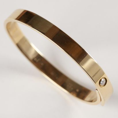 CARTIER Signé et numéroté H13781. Bracelet...