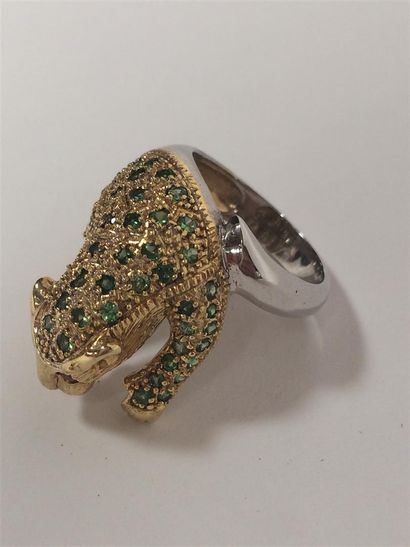 Bague en argent (925) et argent doré figurant...