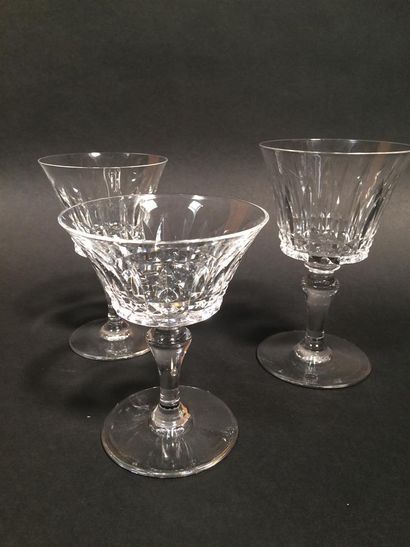 BACCARAT
Service modèle Picadilly en cristal...