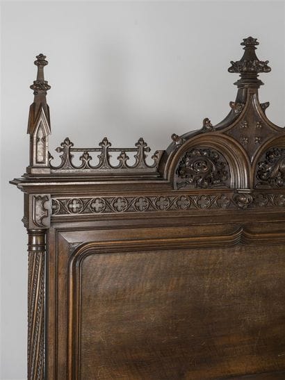 Important mobilier de chambre à coucher en...