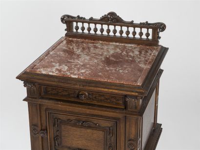 Important mobilier de chambre à coucher en...