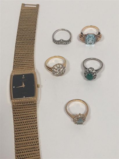 Lot de bijoux fantaisies et montre Raymond...