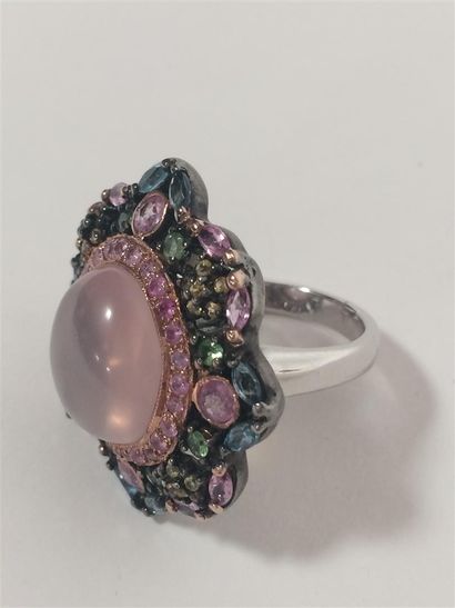 Bague en argent (925) formant une fleur,...