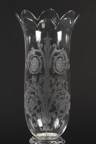 BACARRAT
Photophore en cristal, verre en...