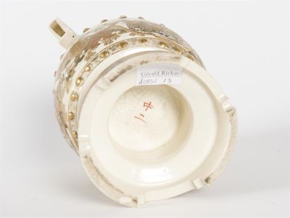 Japon Satsuma, Brûle parfum en porcelaine
(accident...