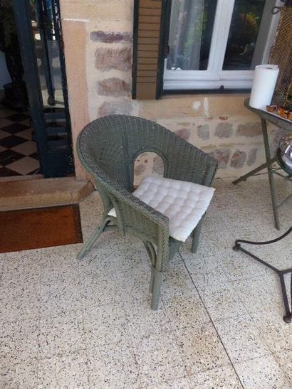 Trois fauteuils paillé