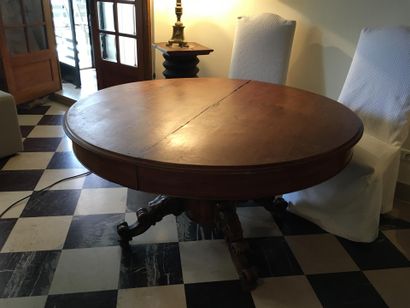 Guéridon bandeau en chêne clair
19ème siècle
Provenance...