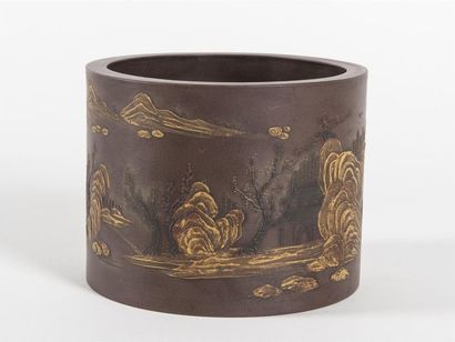 Chine, Grand pot à pinceaux en grès rouge...