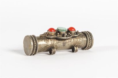 Tibet Etui en argent 
L : 10 cm