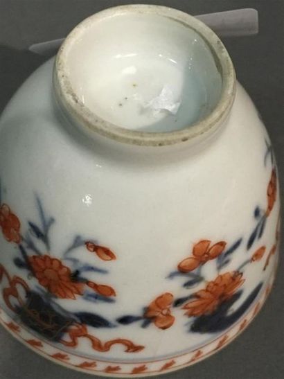 Chine, bol à décor Imari
18ème siècle
H:5...