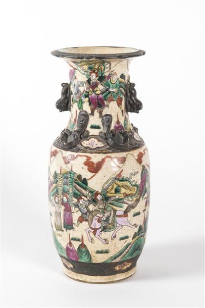 Nankin vase en porcelaine 
19ème siècle
H...