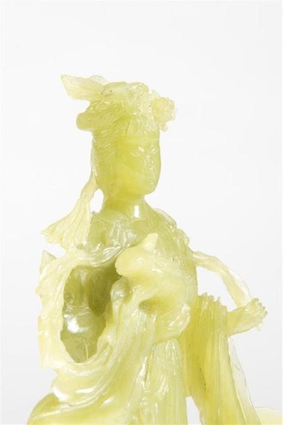 Chine, Guanin
jade
dans son coffret
H: 28...
