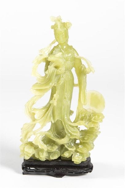 Chine, Guanin
jade
dans son coffret
H: 28...