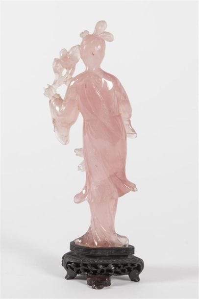 Chine, gua nin en quartz rose
H: 22 cm