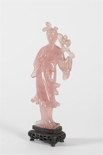 Chine, gua nin en quartz rose
H: 22 cm