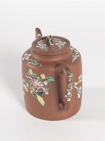 Chine Théière Yixing fin 19e siècle
Décor...