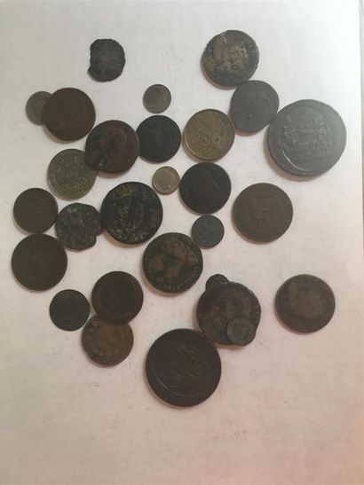 LOT DE 28 MONNAIES DIVERSES DONT DEUX MONNERON...