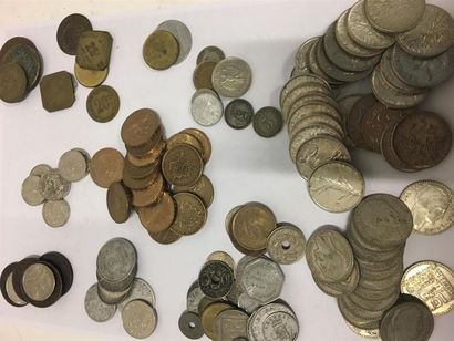 lot de pièces divers dont 15 pièces de 10...