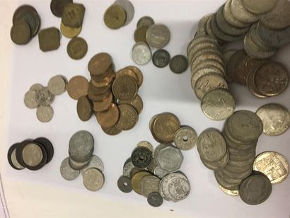 lot de pièces divers dont 15 pièces de 10...