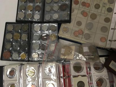 Collection de pièces de monnaies dont 5 francs,...