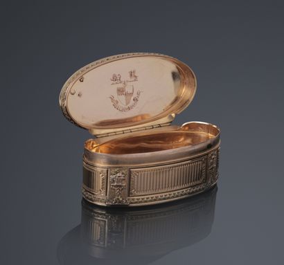 Large and Important Three Gold 750°/°° Snuffbox...