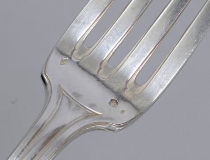 Gustave KELLER. Paris.
24 forks in 950°/°°...