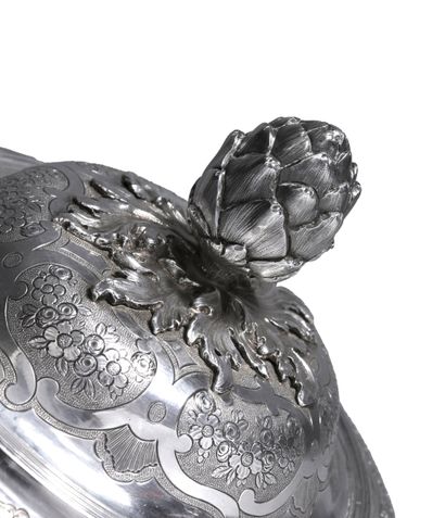 Silver bowl, cover and display stand in a...