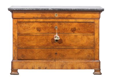 Commode en placage d’acajou ouvrant par quatre...