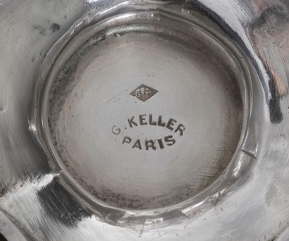 Gustave KELLER. Paris.
Bottle bucket in 950°/°°...