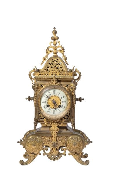 A Rocaille-style clock made of openwork bronze,...