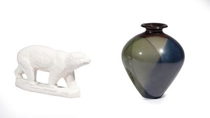 Set consisting of a ceramic polar bear and...