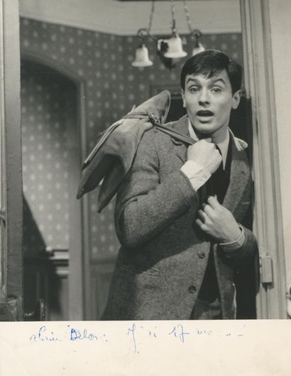 SET OF 19 MOVIE PHOTOGRAPHS
Set of 19 promotional...