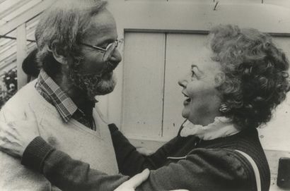 SET OF 35 PHOTOGRAPHS – FILM AND CELEBRITIES
A...