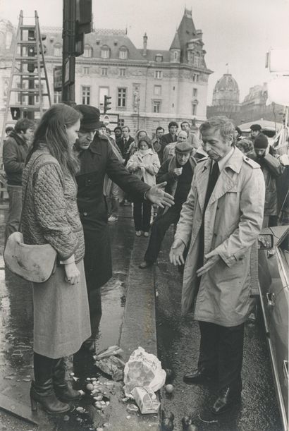ROMY SCHNEIDER AND OTHER CELEBRITIES - SET...