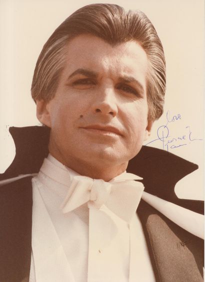 SET OF 36 PHOTOGRAPHS – GÉRARD FOUQUET COLLECTION
A...