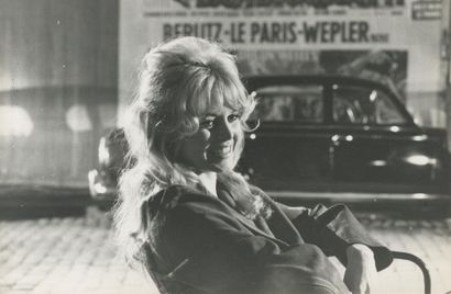 BRIGITTE BARDOT (1934–2025) – SET OF 37 PHOTOGRAPHS
A...