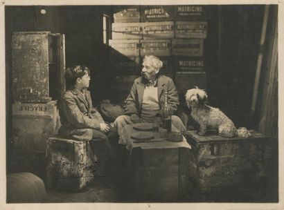 SET OF 19 MOVIE PHOTOGRAPHS
Set of 19 promotional...