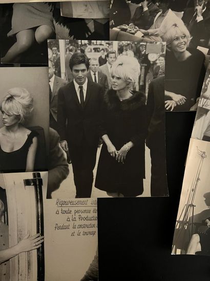BRIGITTE BARDOT (1934–2025) – SET OF 37 PHOTOGRAPHS
A...