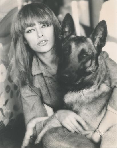NATHALIE DELON ET MASSAI
Photographie promotionnelle...