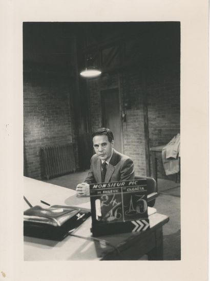 PASCAL BARIL (1963) - SET OF 19 PHOTOGRAPHS...