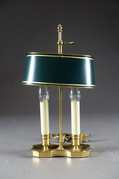 Petite Lampe bouillotte.
A terrasse découpée...
