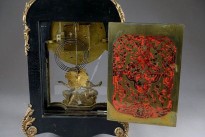D’époque Napoléon III.
Grand cartel à posé...