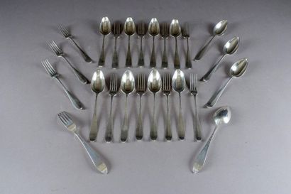 Douze Fourchettes à dîner et douze Cuillères...